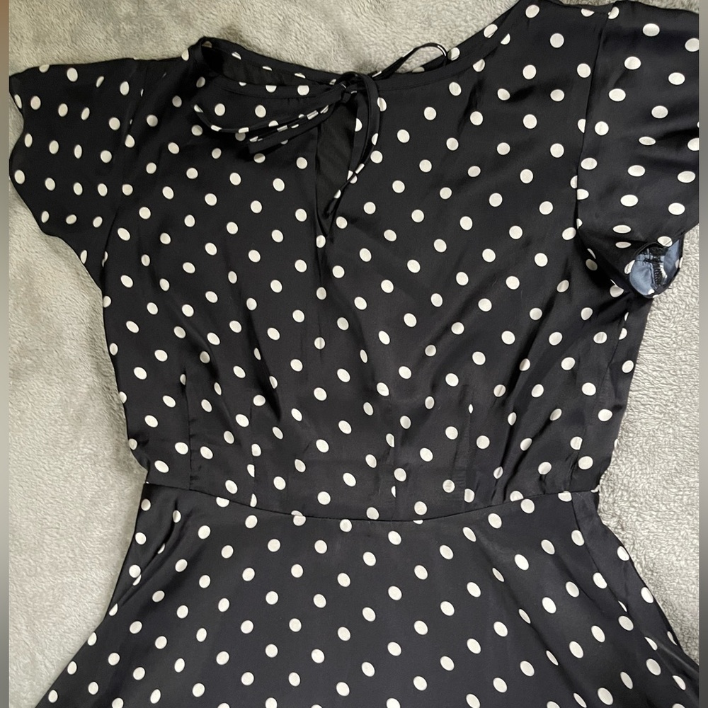 EUC Unique Vintage black with white polka dot dress size L - Picture 2 of 10
